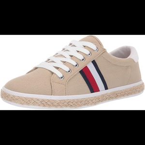 ISO!! Tommy Hilfiger Filip 2 sneakers